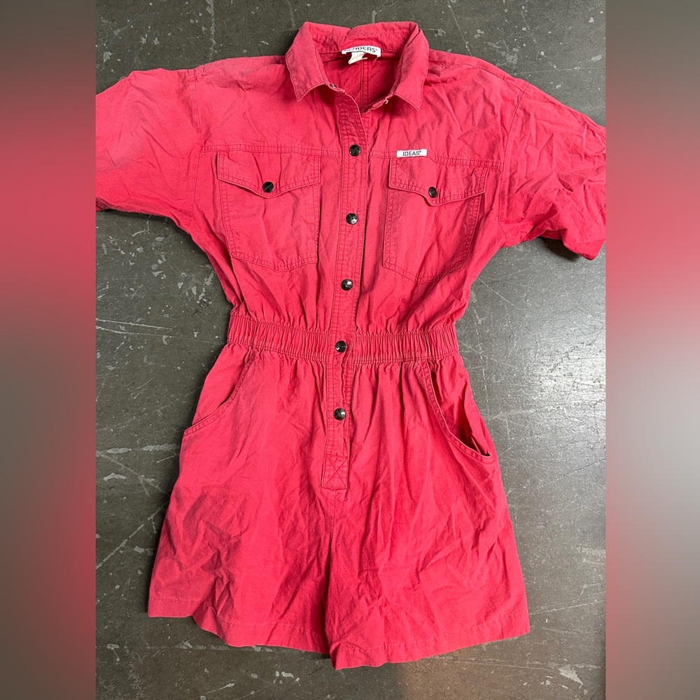 Vintage IDEAS Red One Piece Jumpsuit with Short Sleeves and Collared Neckline